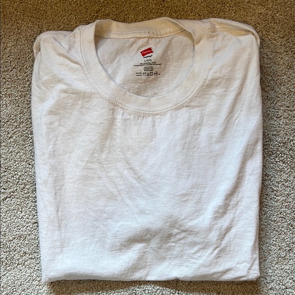 Hanes White Short Sleeve Tee size large - Picture 1 of 4